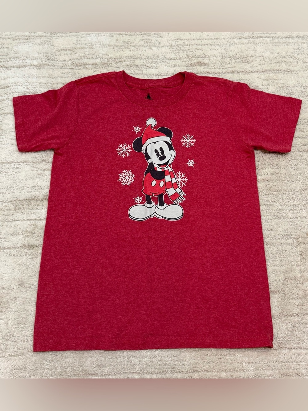 Disney Store Mickey
Mouse Christmas Tee Size L (10/12)